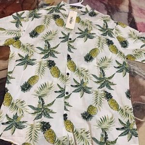 I’m selling this two piece men beach